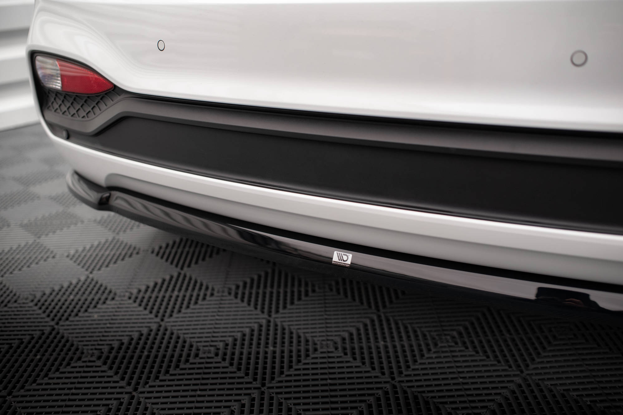 Central Rear Splitter Hyundai I20 Mk2 Facelift - 4