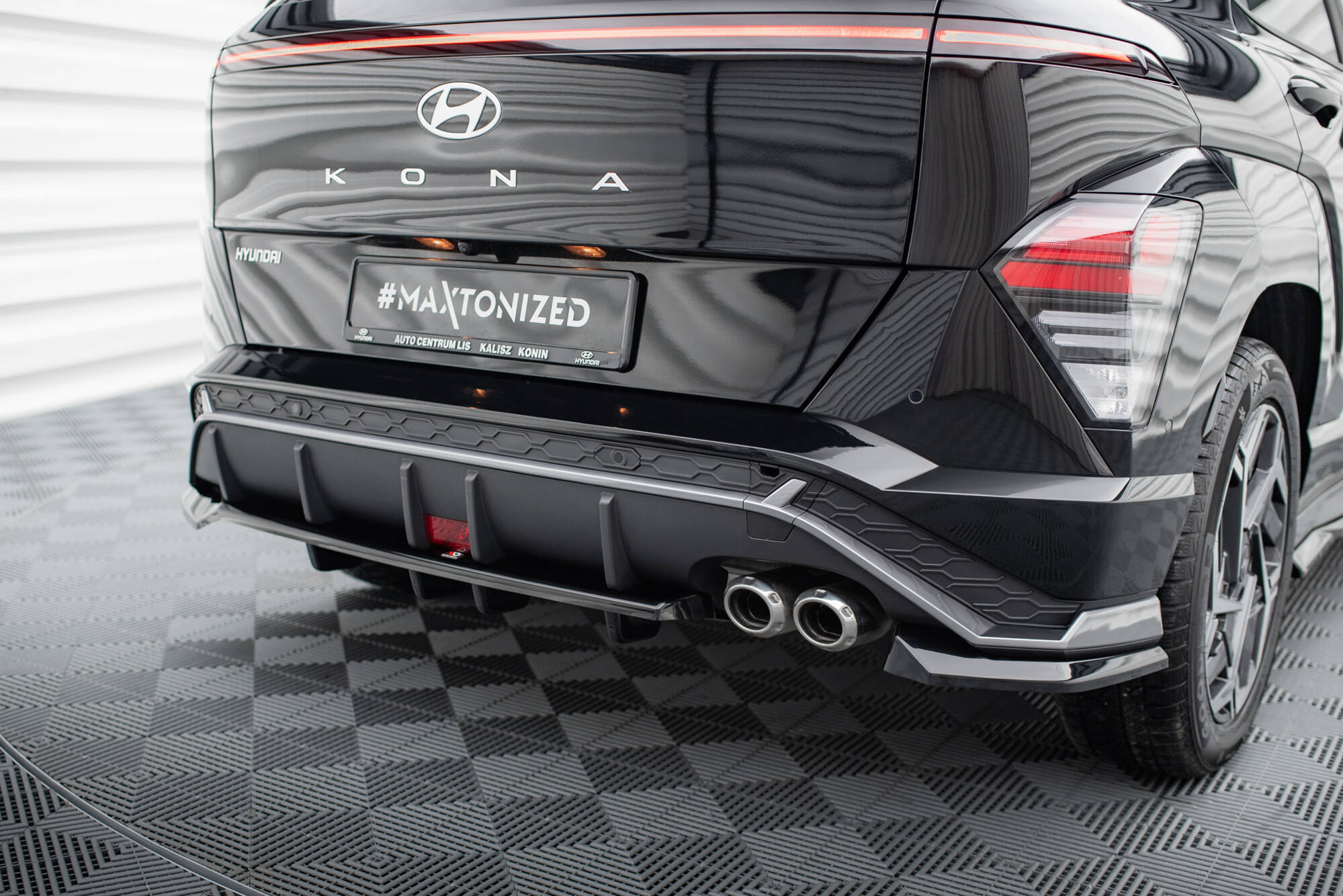 Central Rear Splitter (Vertical Bars) Hyundai Kona N-Line Mk2 - 4