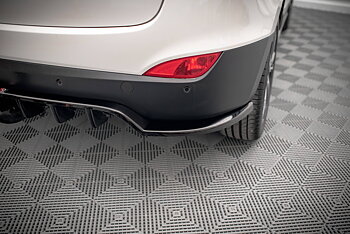 Central Rear Splitter (Vertical Bars) Hyundai IX35 Mk1