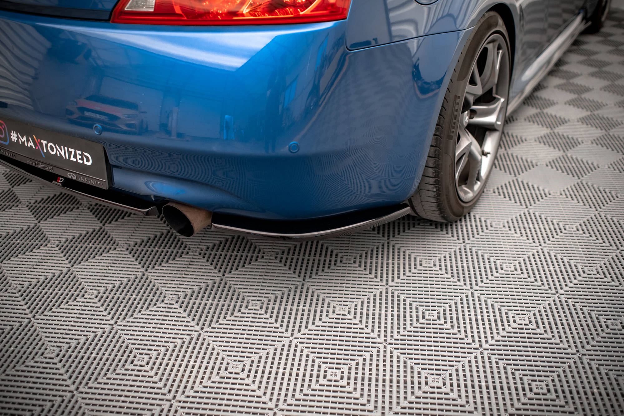 Rear Side Splitters Infiniti G37 Coupe - 2