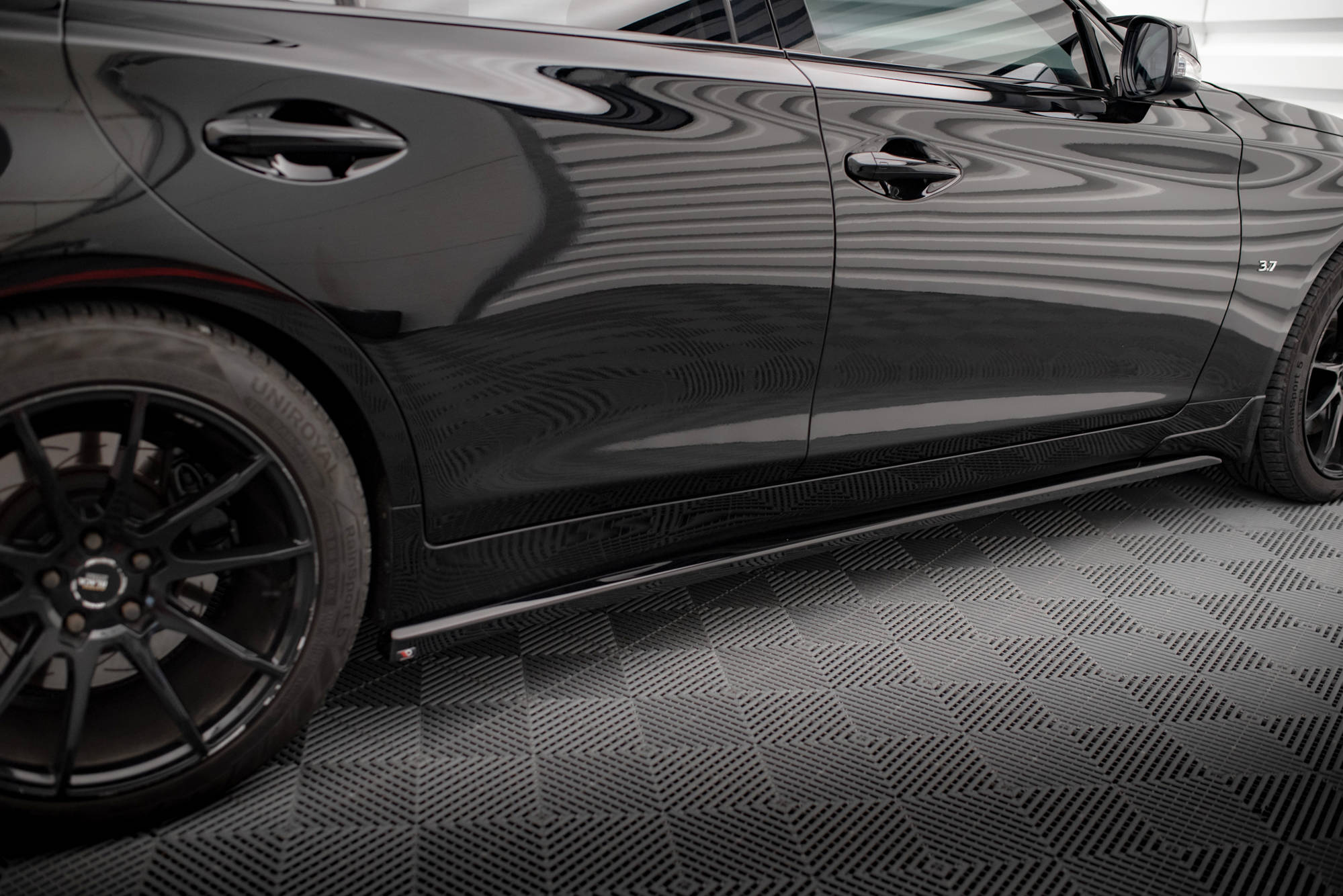 Side Skirts Diffusers Infiniti Q50 S Mk1 - 2