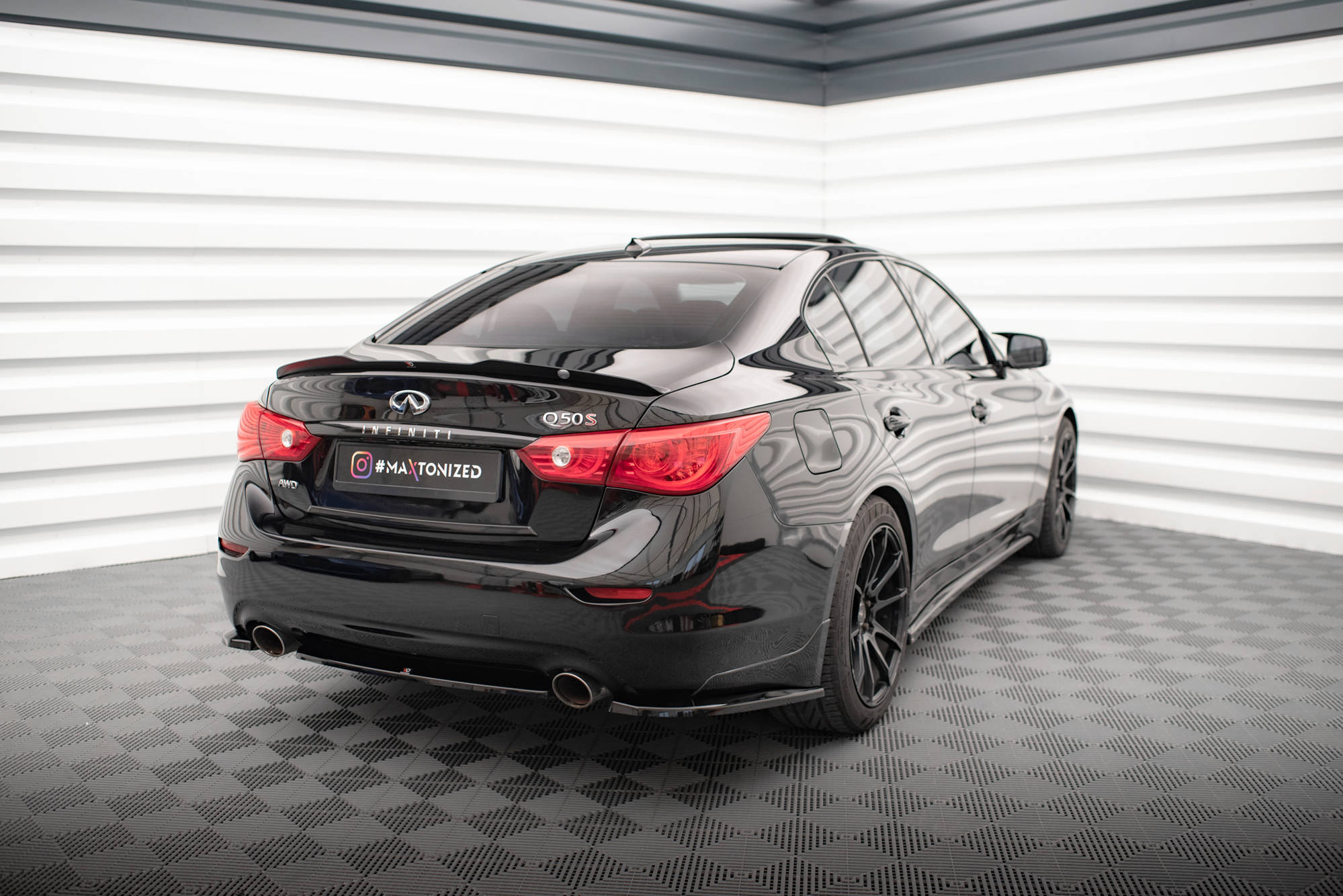Rear Side Splitters Infiniti Q50 S Mk1 - 2