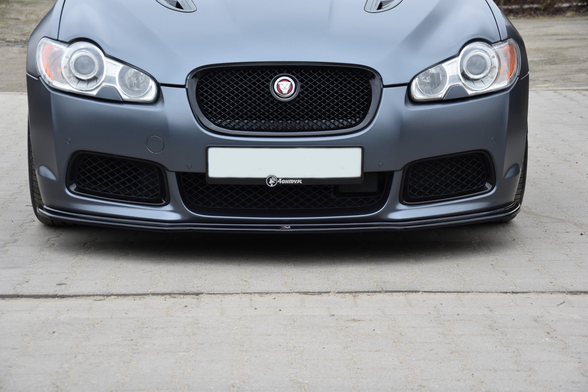 Front Splitter V.1 Jaguar XF- R (2007-2011) - 3