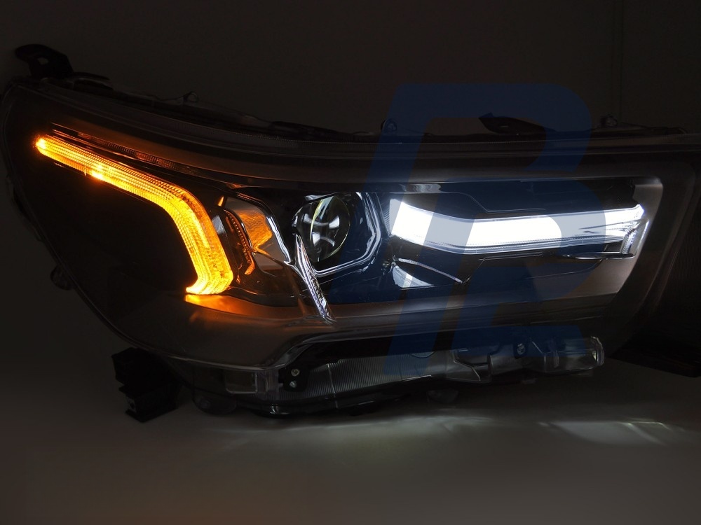 LED Headlights for Toyota Hilux 2020–2026 - 2