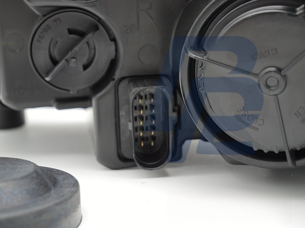 Left Headlight TYC for Skoda Rapid 2012–2017 - 4