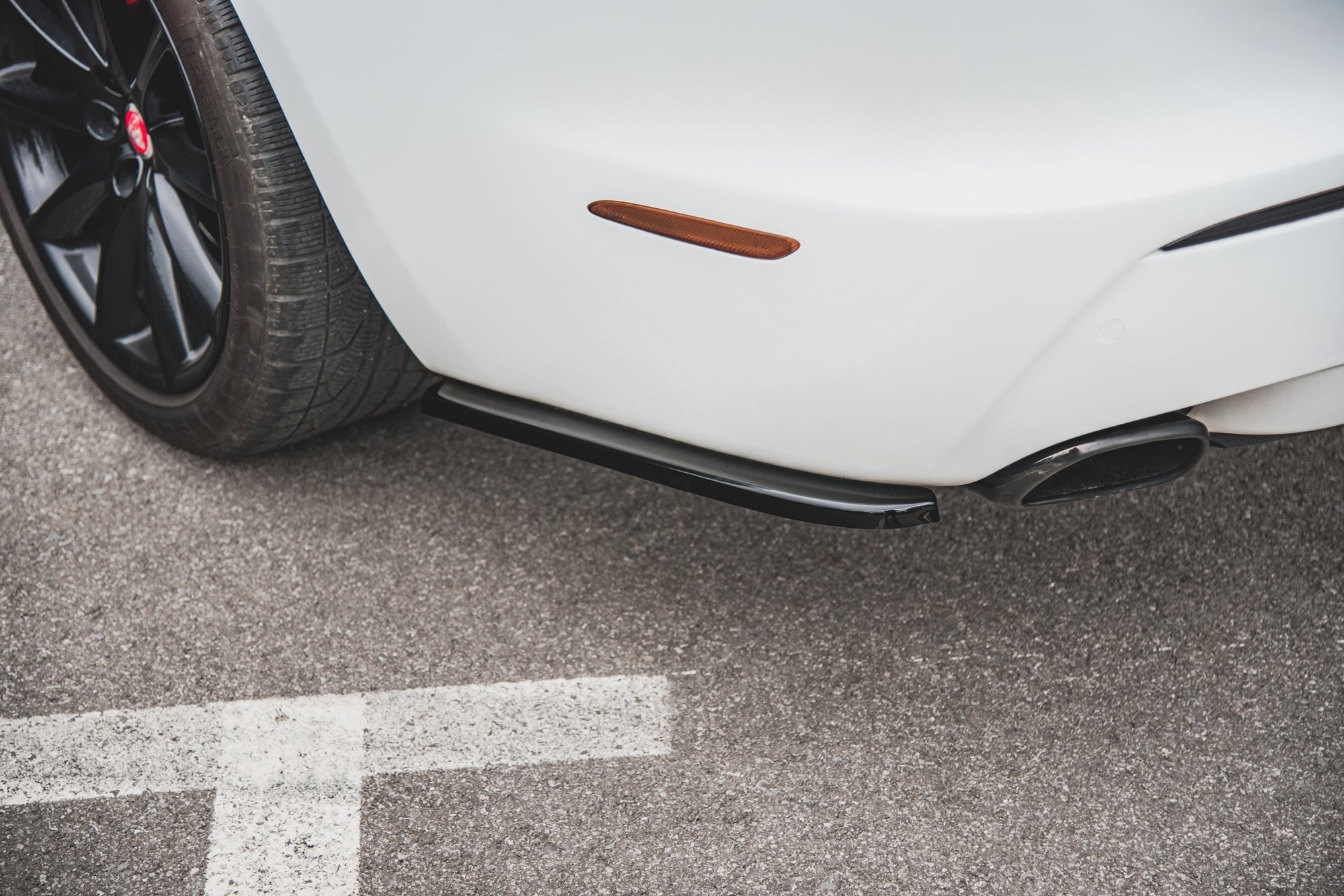 Rear Side Splitters Jaguar XJ X351 Facelift (2015-2019) - 5