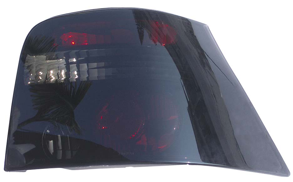VW GOLF IV RÖKTONADE/SVARTA (1XR/2XO) BAKLAMPOR