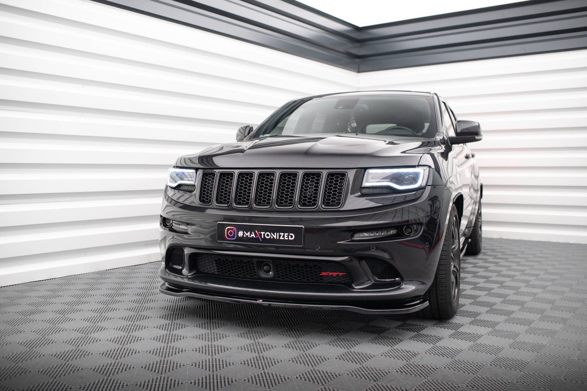 Front Splitter Jeep Grand Cherokee SRT WK2 Facelift - 4