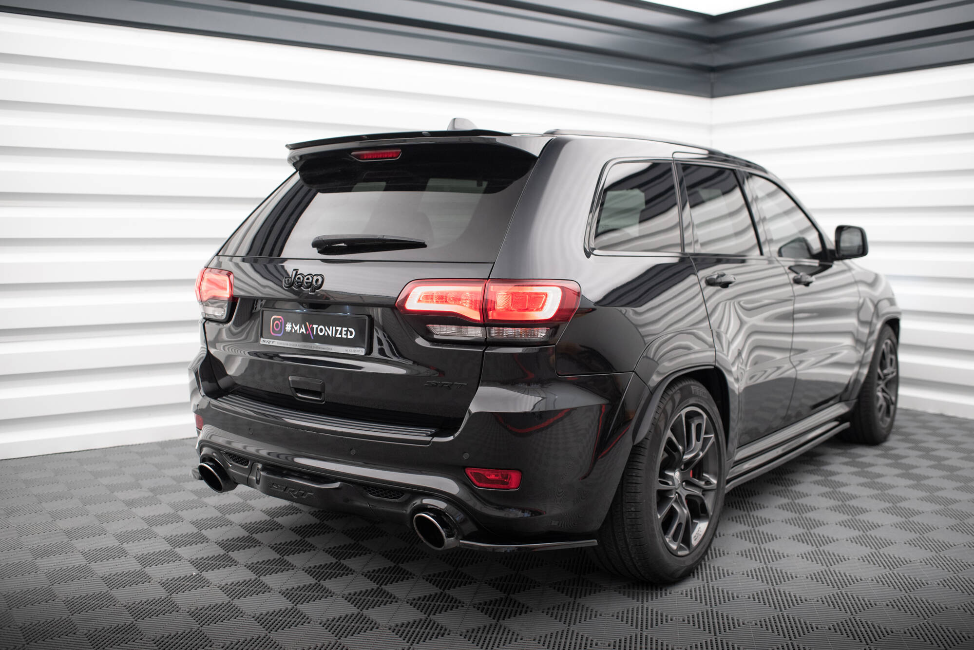 Rear Side Splitters Jeep Grand Cherokee SRT WK2 Facelift - 2