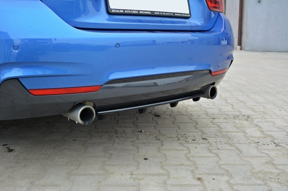 CENTRAL REAR SPLITTER BMW 4 F32 M-PACK (WITH VERTICAL BARS) - 5