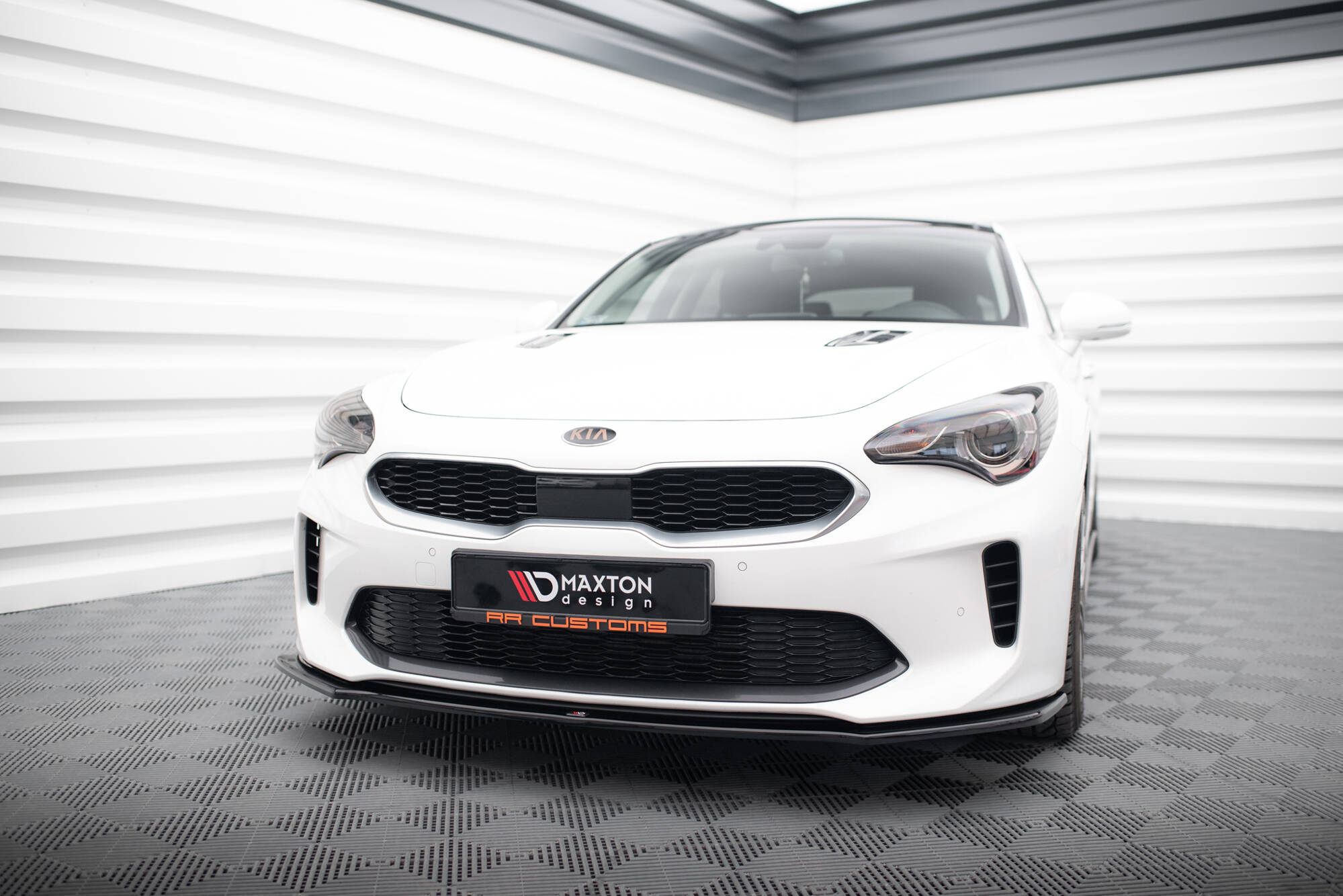Front Splitter V.1 Kia Stinger GT / GT-Line / Standard Mk1 - 3
