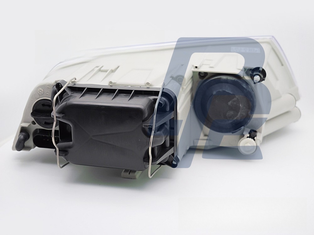 Xenon Left Headlight TYC for Skoda Octavia II 2004–2008 - 3