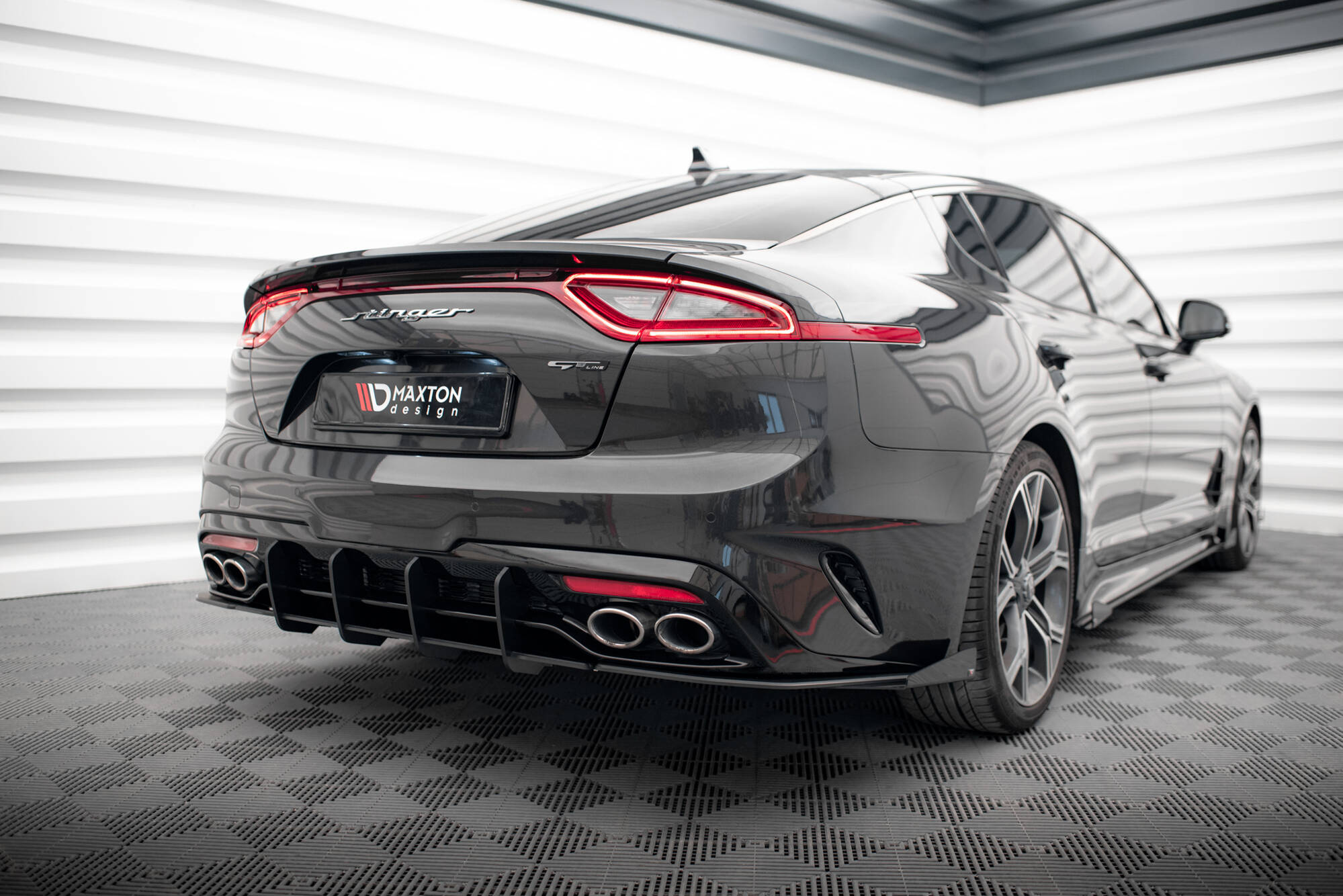 Rear Side Flaps Kia Stinger GT / GT-Line Mk1 - 4