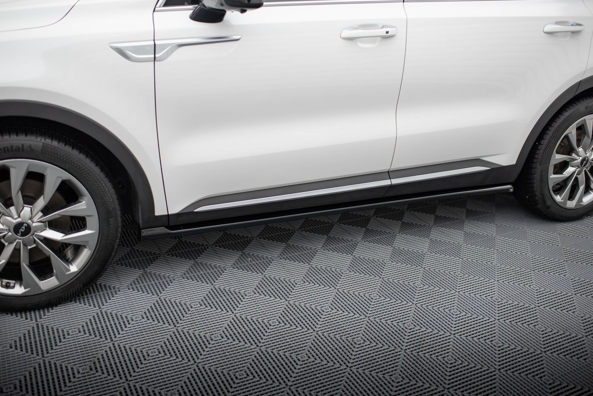 Side Skirts Diffusers Kia Sorento Mk4 - 3