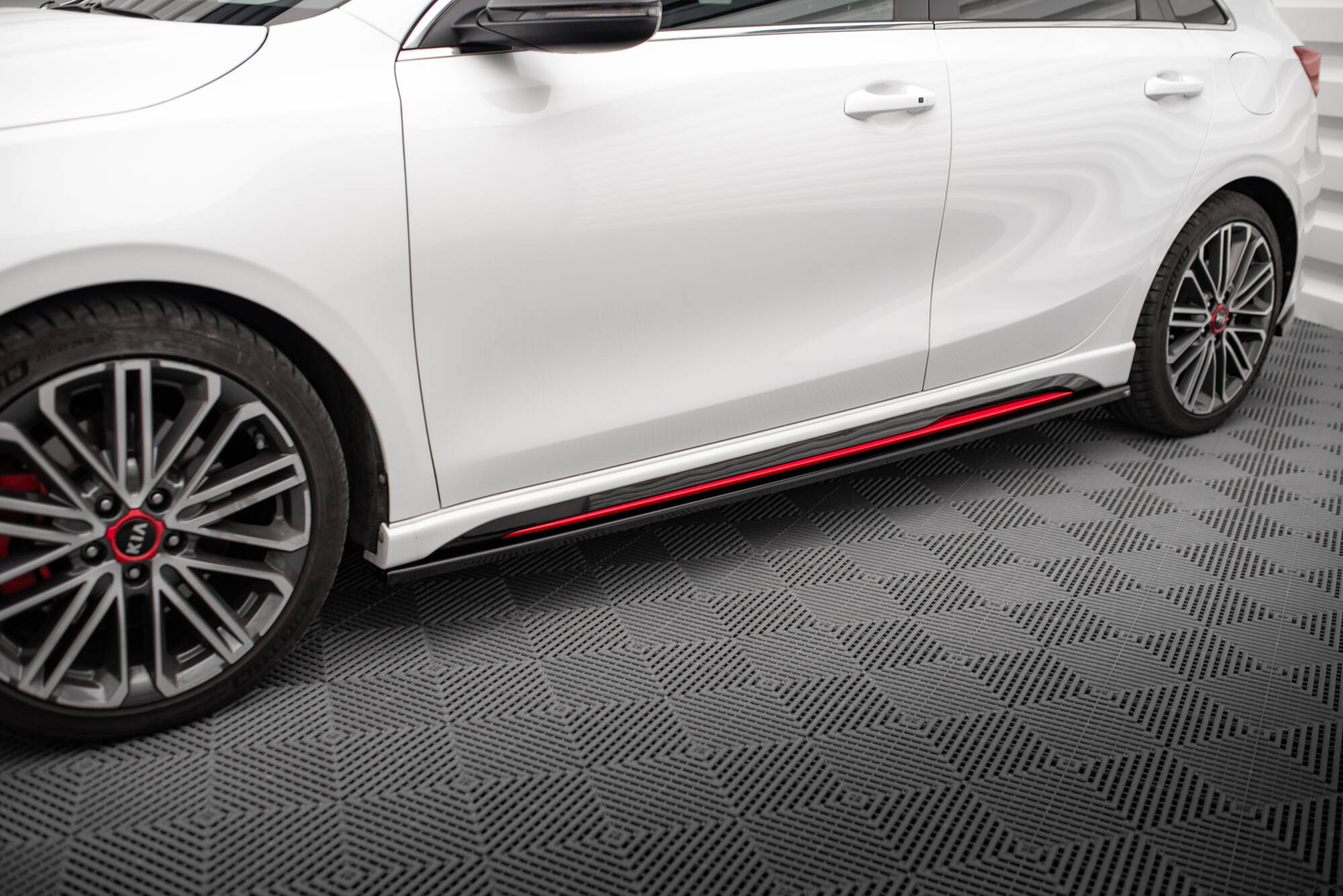 Side Skirts Diffusers Kia Ceed GT Mk3 - 2