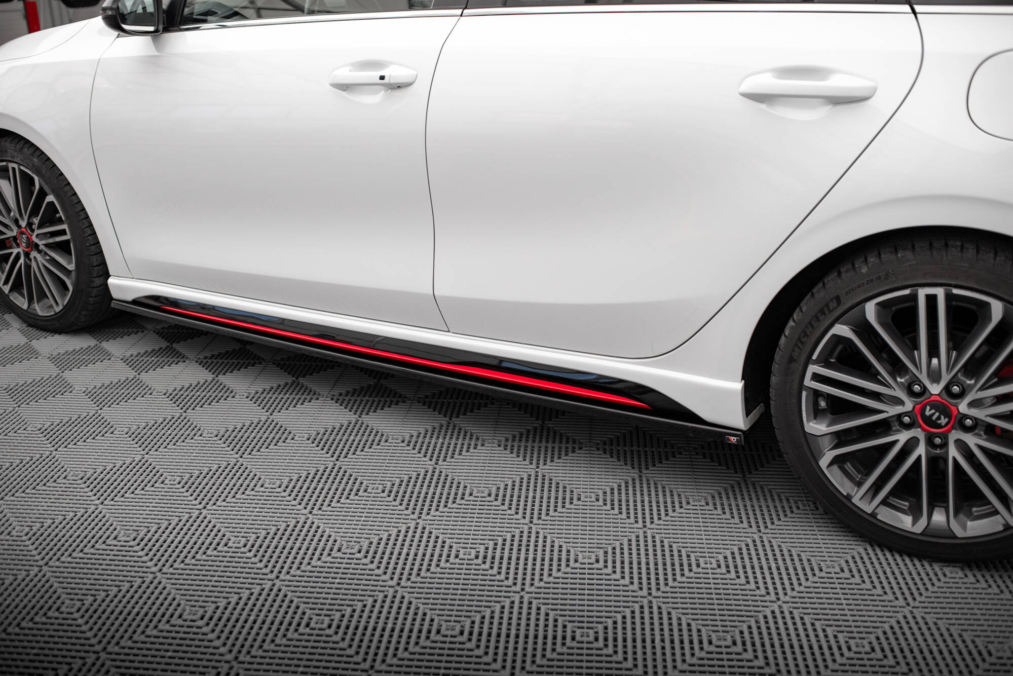 Side Skirts Diffusers Kia Ceed GT Mk3 - 3