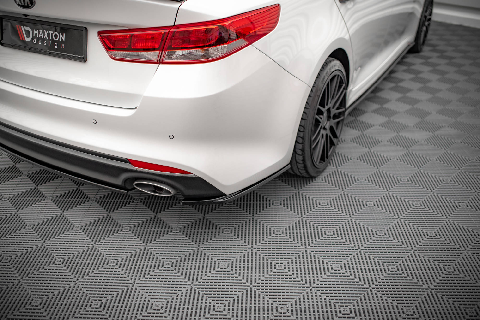 Rear Side Splitters Kia Optima Mk4 - 3