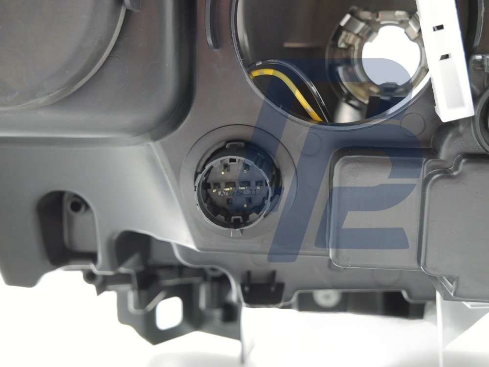 Right Headlight Black TYC for Fiat Doblo 2014–2022 - 5