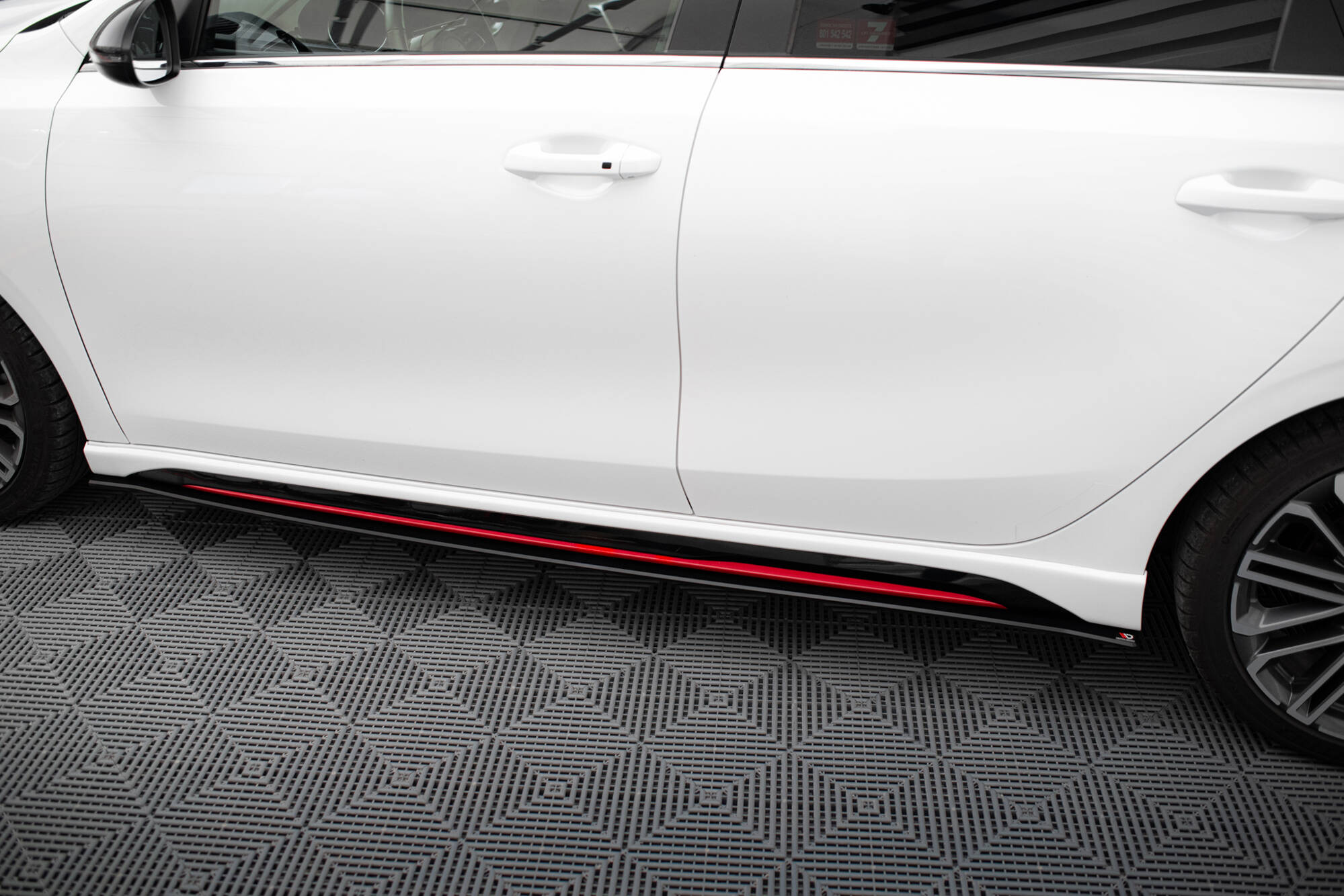 STREET PRO SIDE SKIRTS DIFFUSERS SUITABLE FOR KIA CEED GT MK3 / PROCEED MK1 – MAXTON DESIGN - 2
