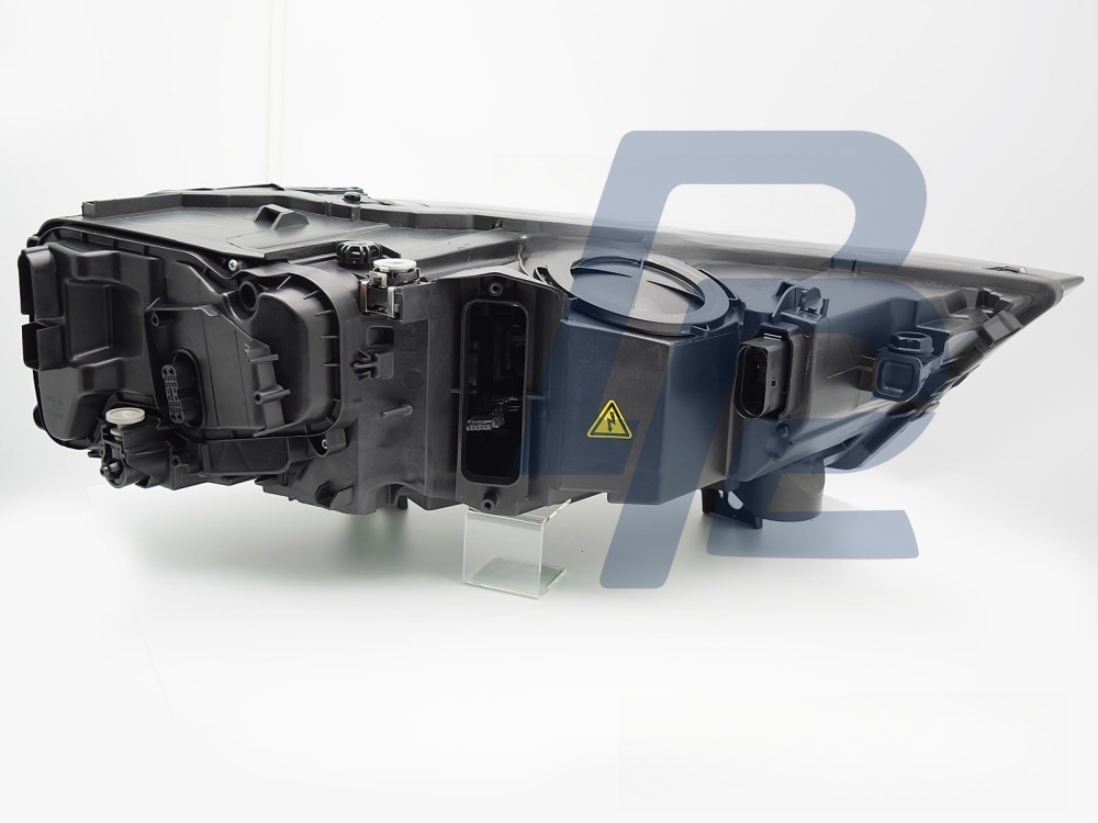Xenon Left Headlight TYC for Audi Q7 2015–2019 - 6