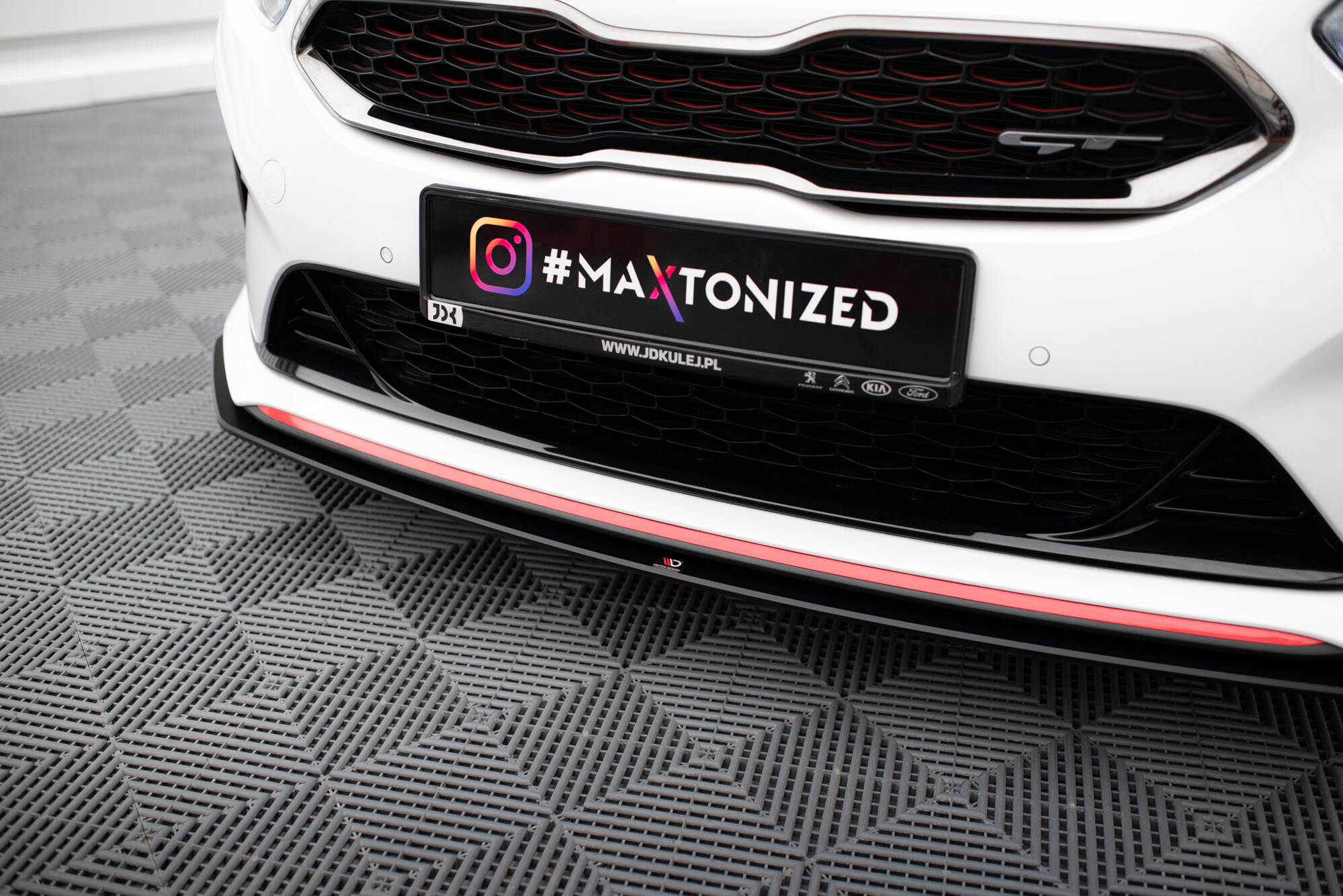 STREET PRO FRONT SPLITTER SUITABLE FOR KIA CEED GT MK3 / PROCEED MK1 – MAXTON DESIGN - 2