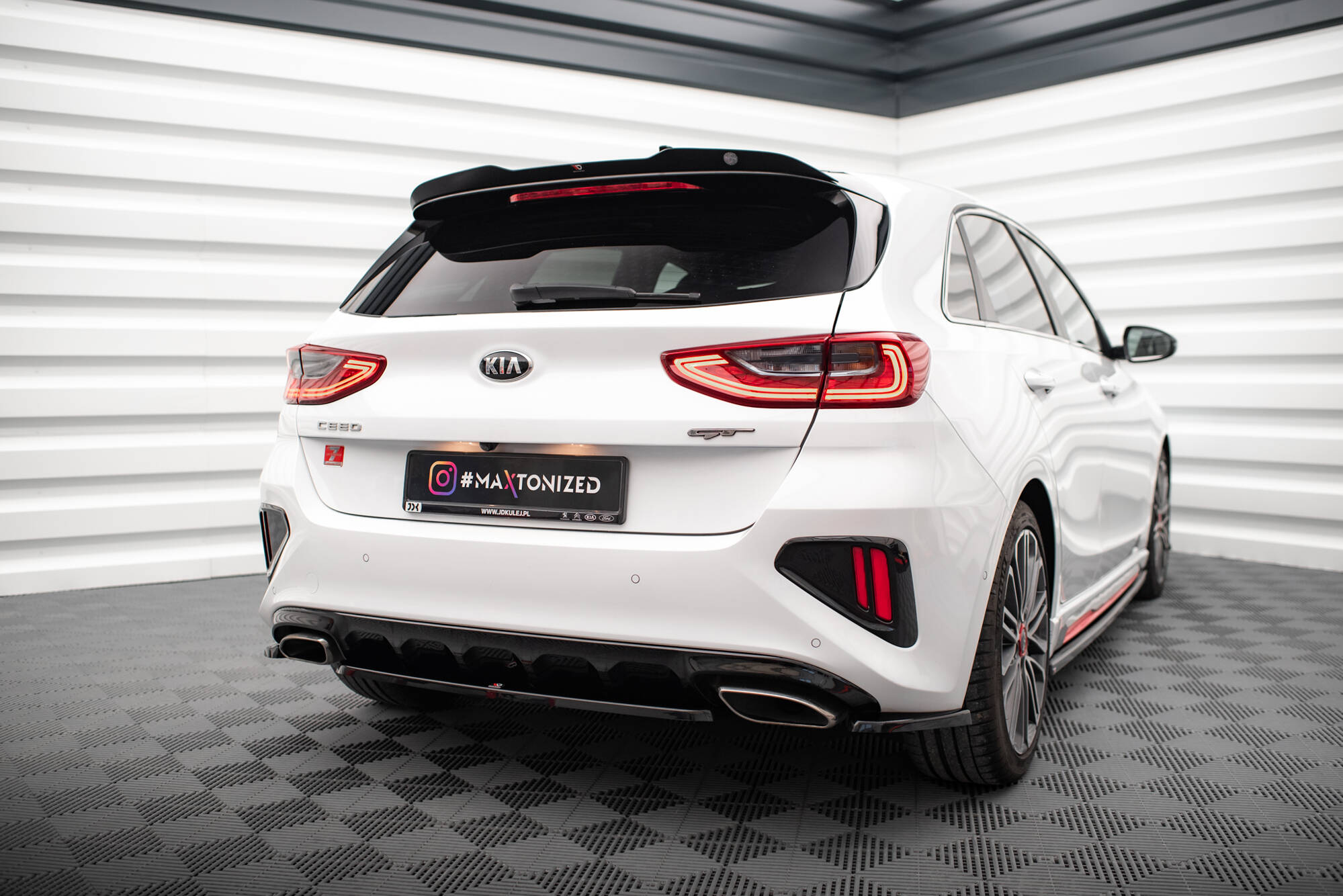 Spoiler CAP Kia Ceed GT Mk3 - 2