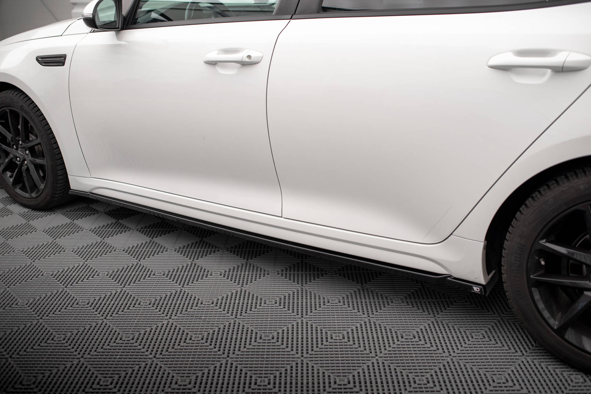 Side Skirts Diffusers Kia Optima Mk4 Facelift - 4