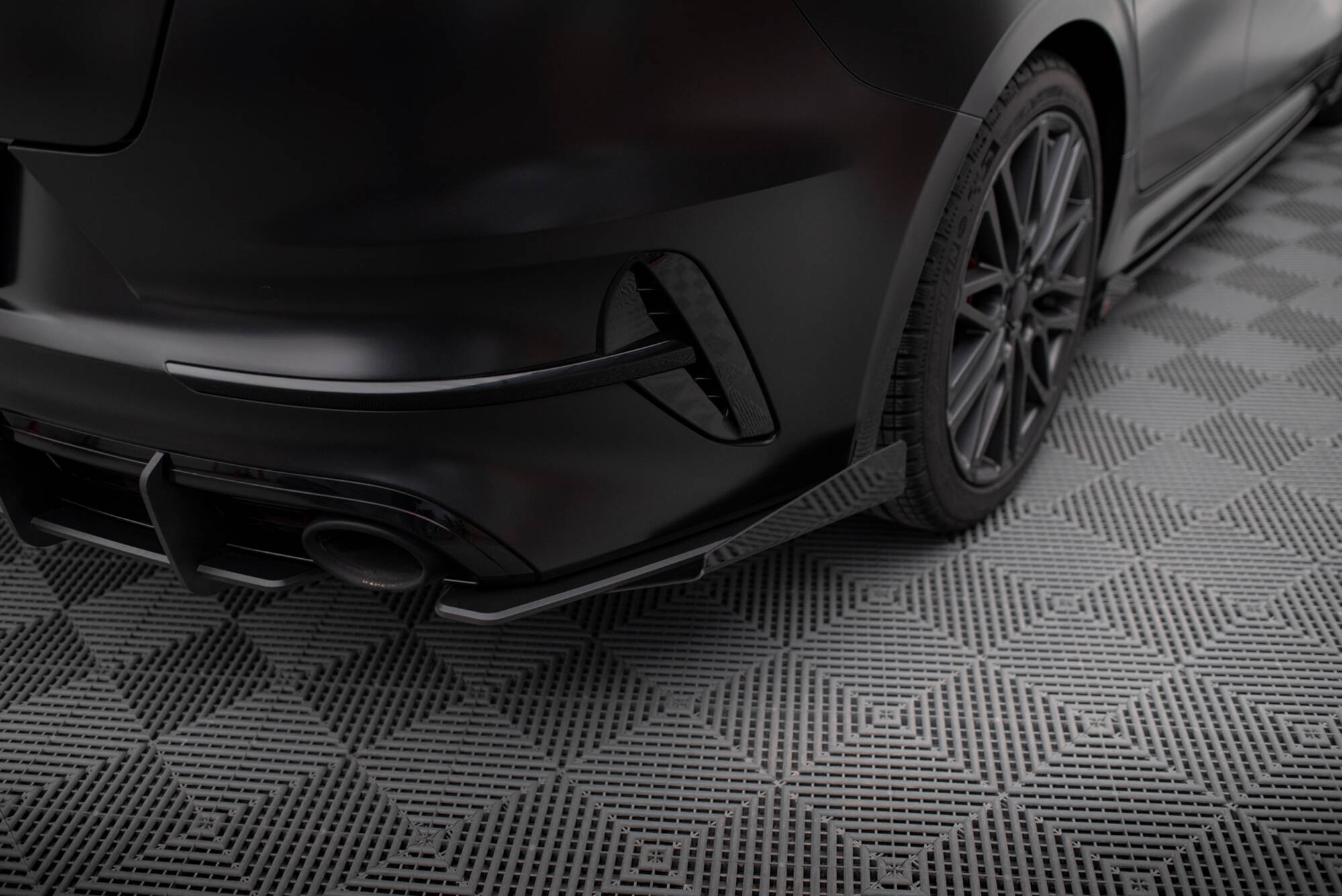 Rear Side Flaps KIA ProCeed GT Mk1 Facelift - 3