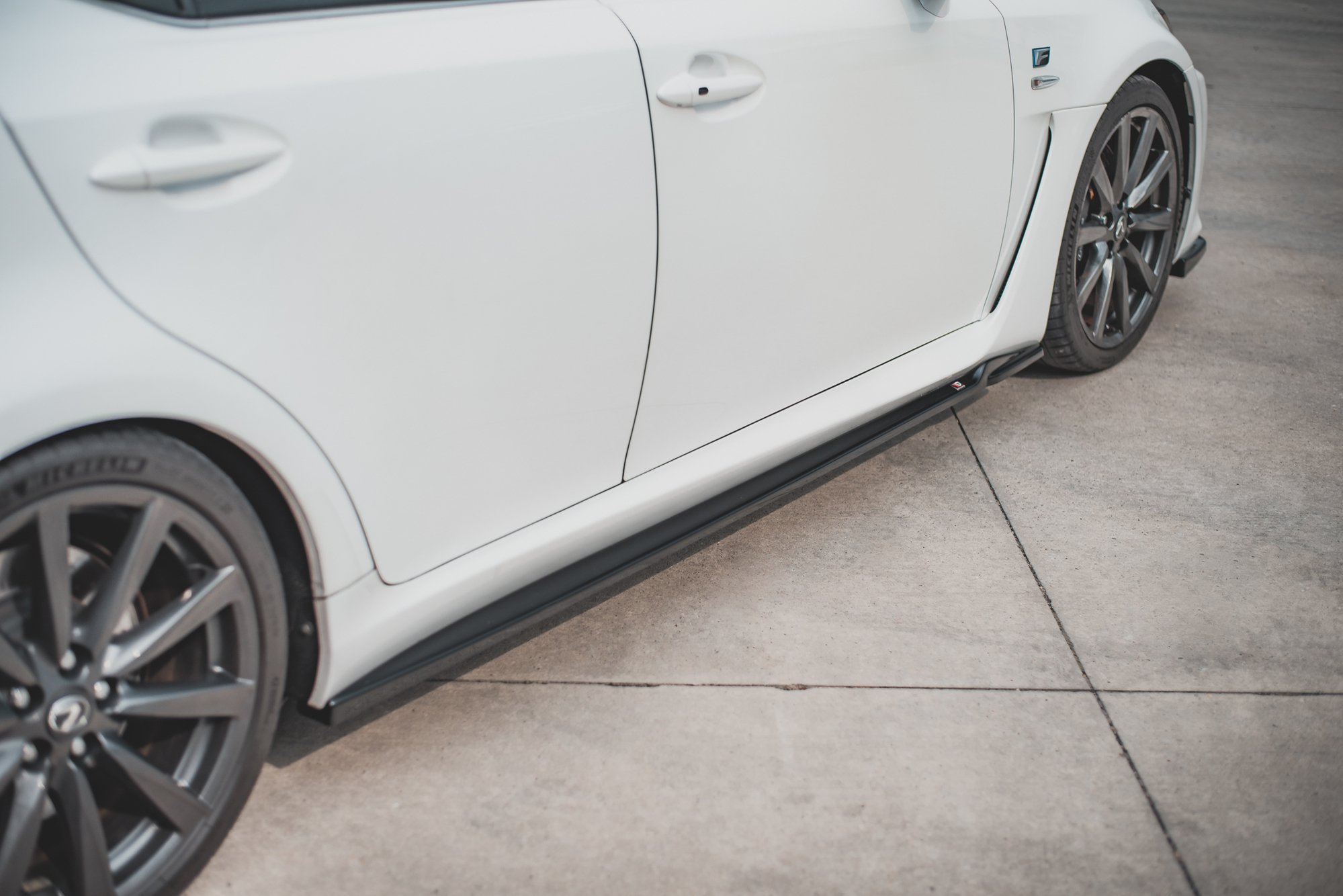 Side Skirts Diffusers Lexus IS F MK2 (2007-2013) - 5