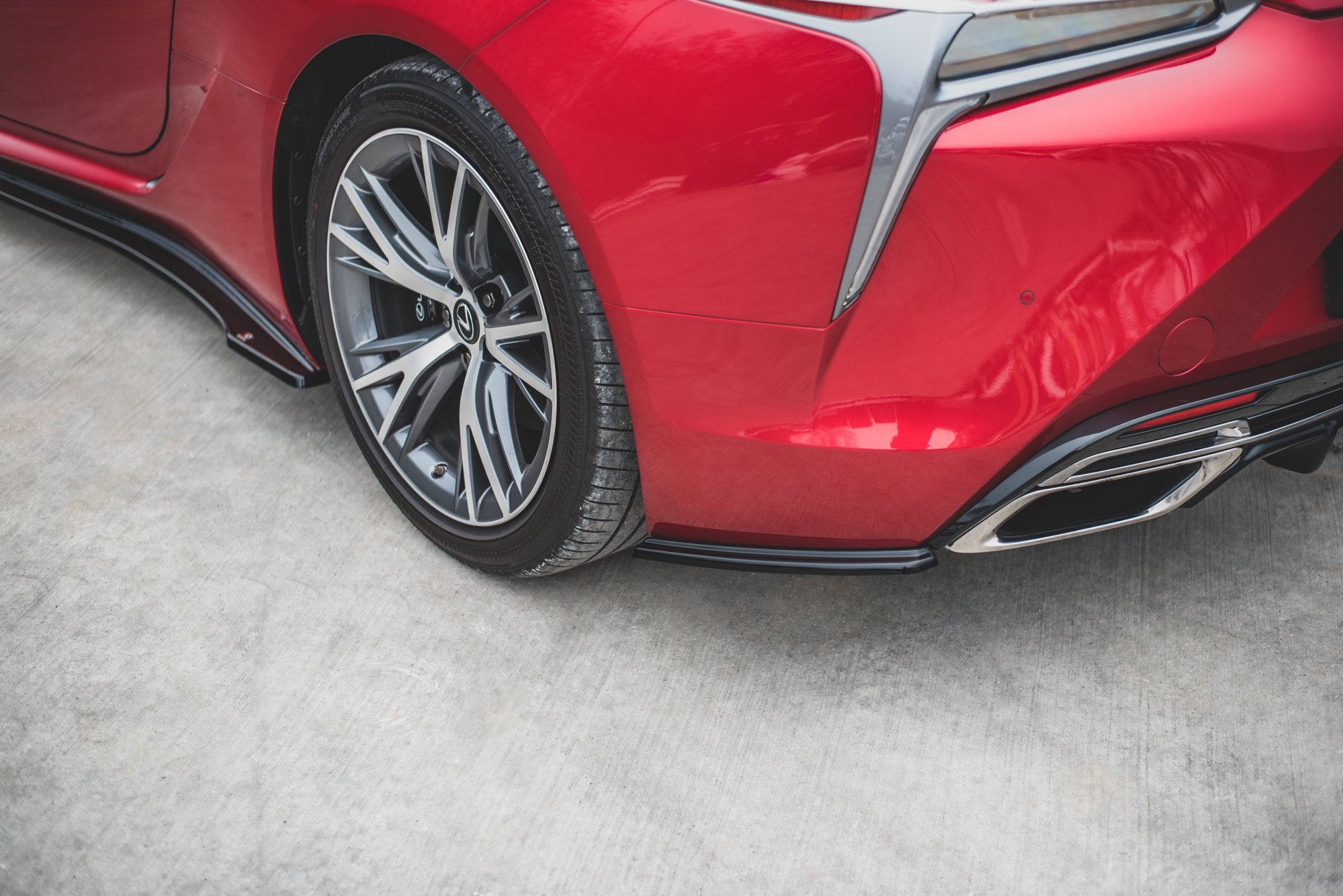 Rear Side Splitters Lexus LC 500 (2017-) - 2