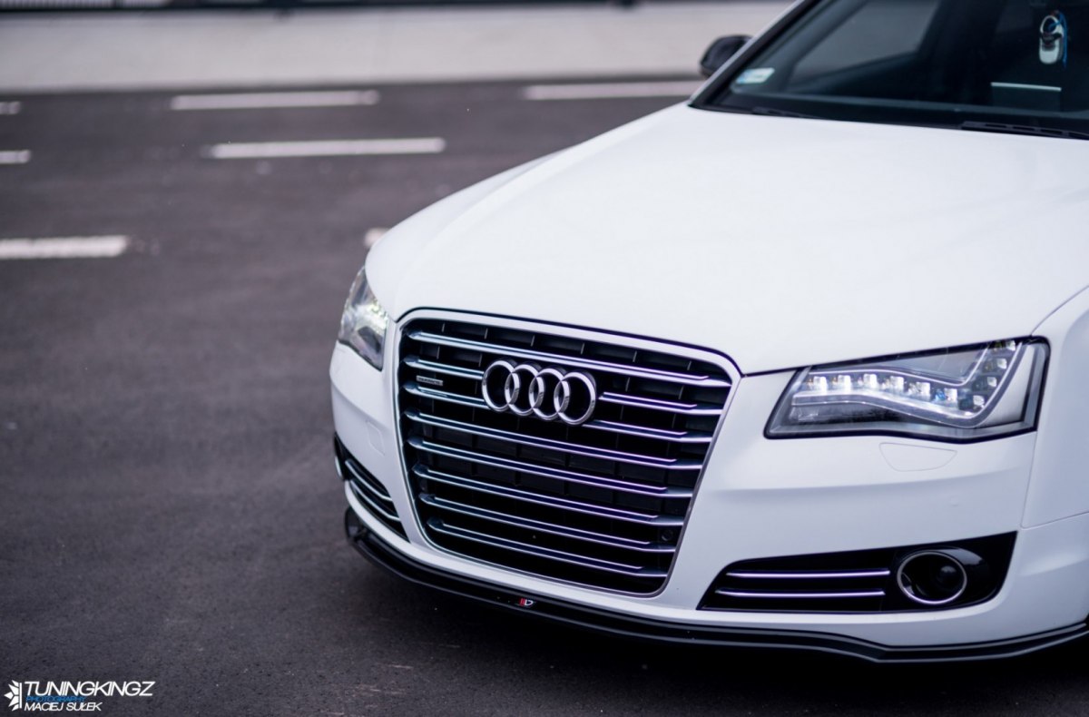 FRÄMRE SPLITTER V.1 AUDI A8 D4 - 4
