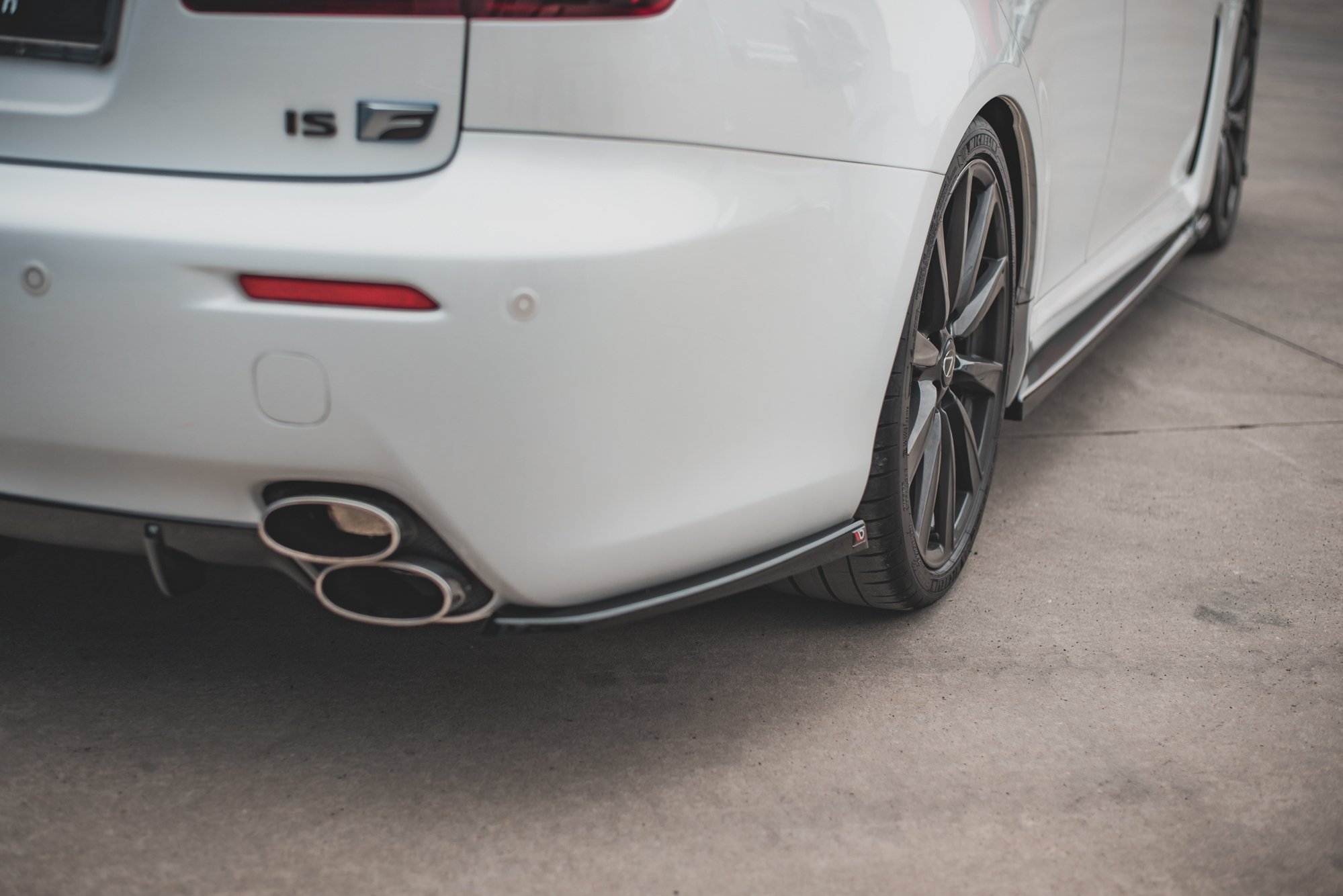 Rear Side Splitters Lexus IS F Mk2 (2007-2013) - 6