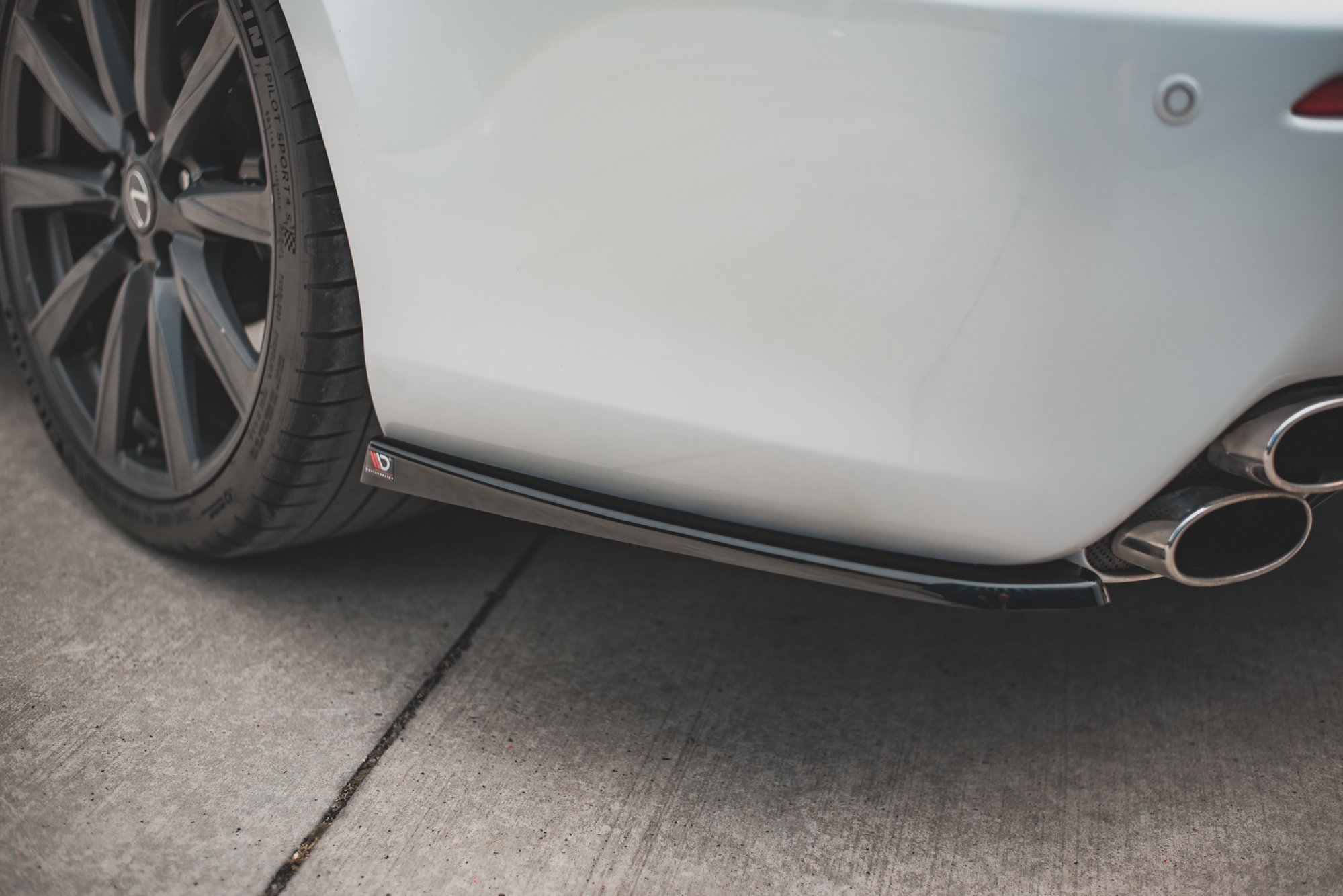 Rear Side Splitters Lexus IS F Mk2 (2007-2013) - 3