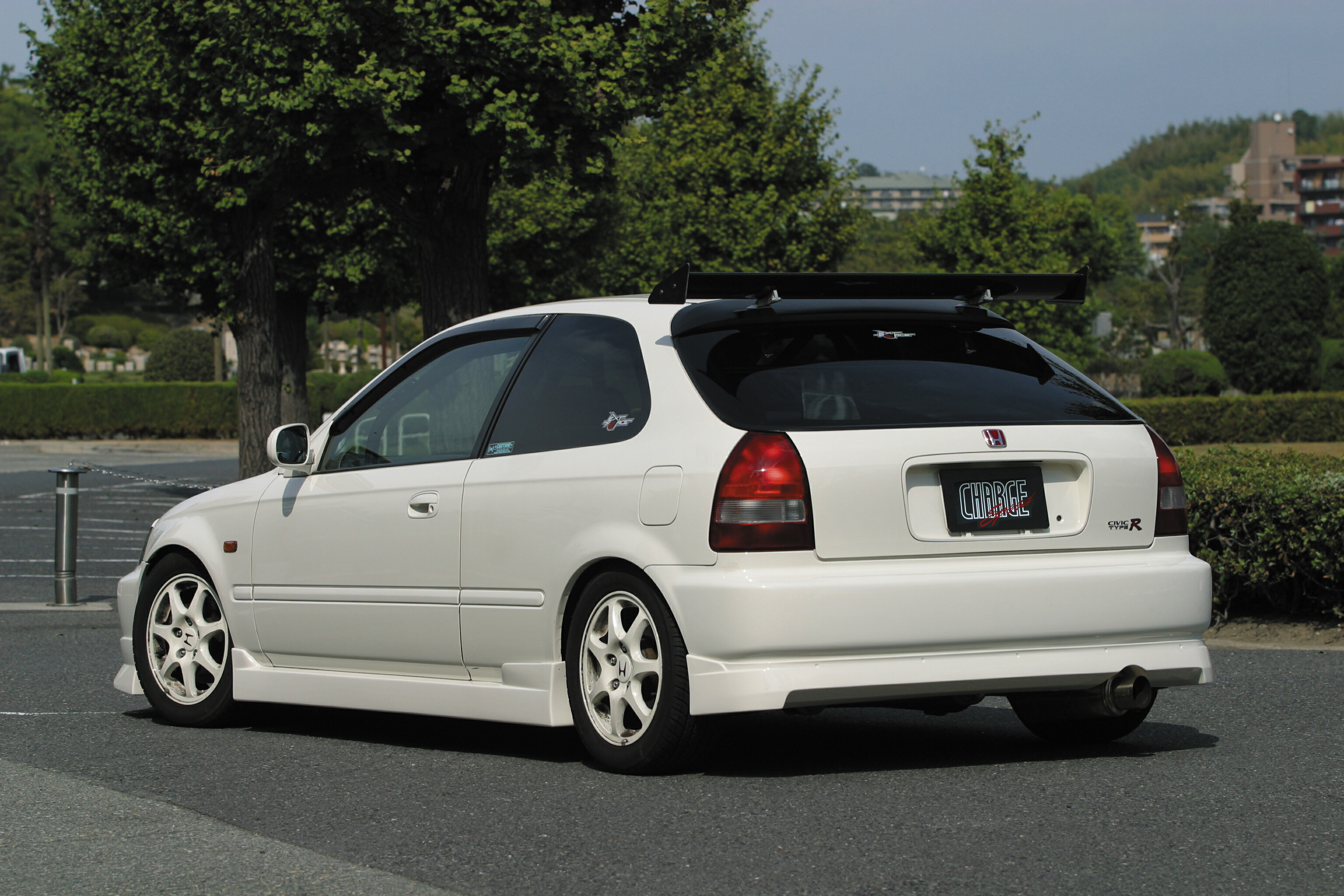 HONDA CIVIC 96-00 3D CHARGESPEED BAKRE STÖTFÅNGARELÄPP