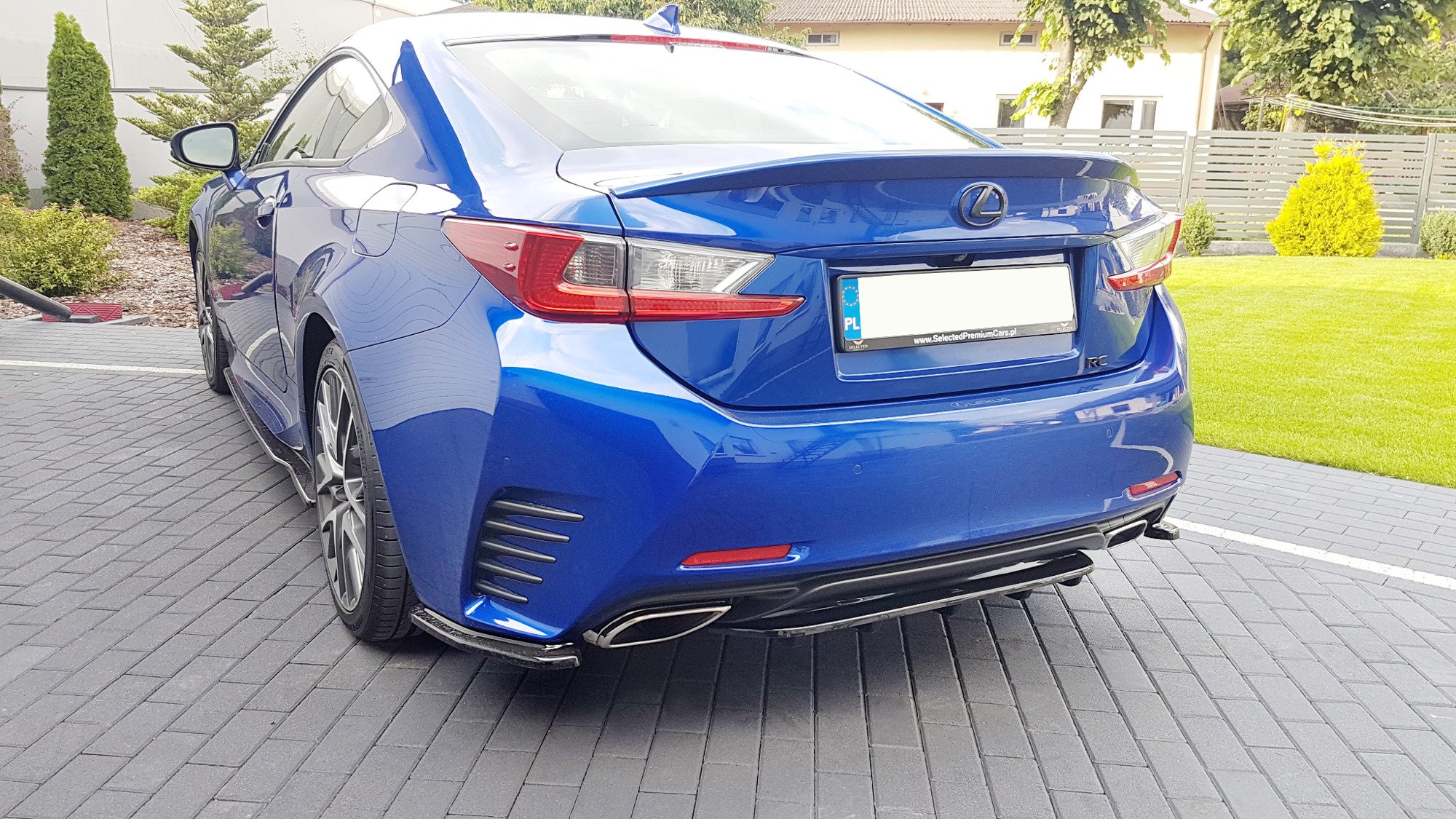 Central Rear Splitter (With Vertical Bars) Lexus RC (2014-UP) - 4