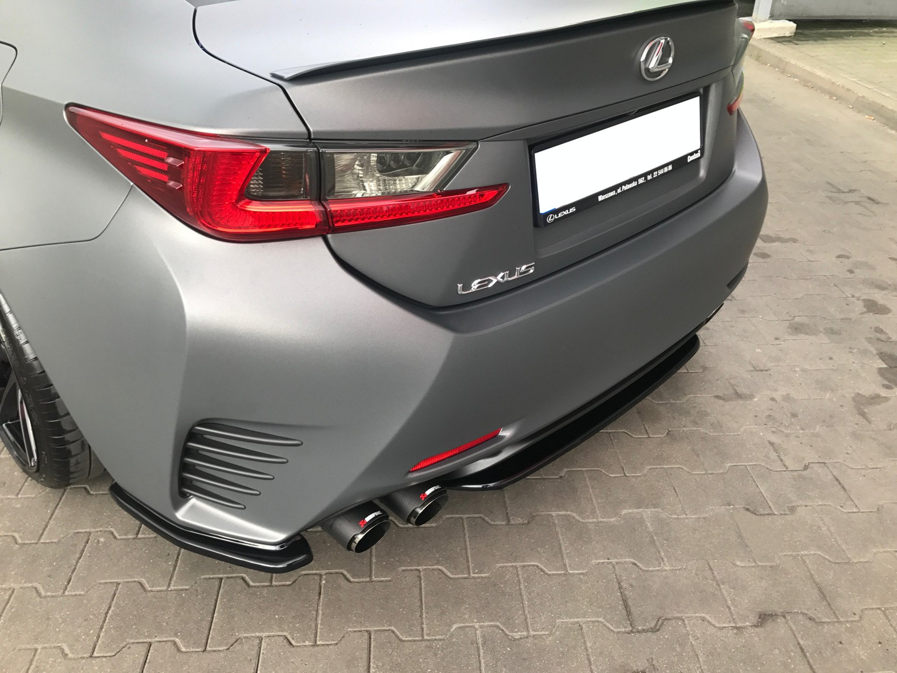 Central Rear Splitter (Without Vertical Bars) Lexus RC (2014-UP) - 2