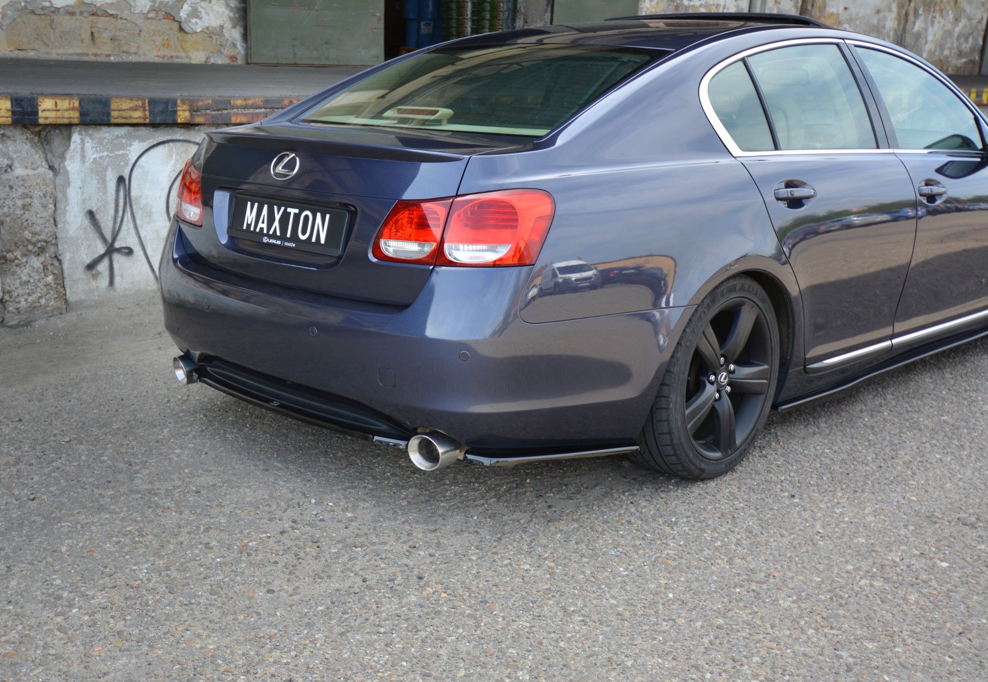 Central Rear Splitter Lexus GS Mk3 - 3