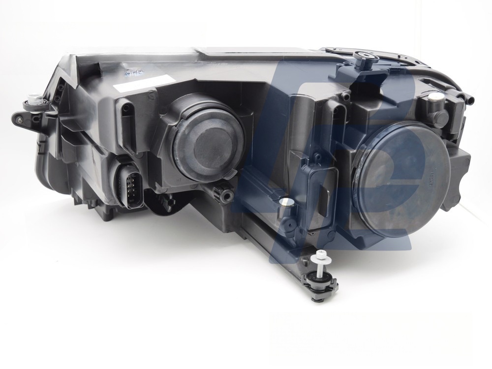 Right Headlight TYC for VW Tiguan II 2015–2020 - 2
