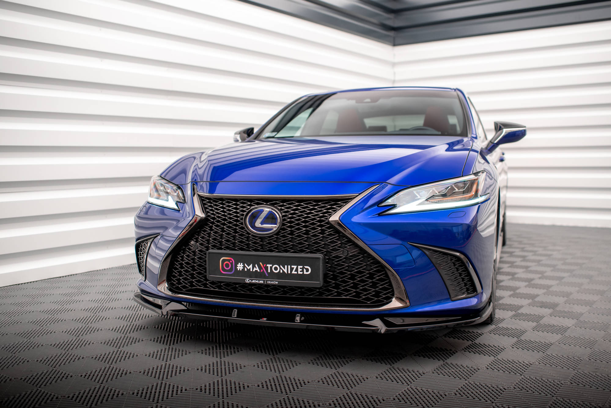 Front Splitter V.2 Lexus ES F Sport Mk7 - 4