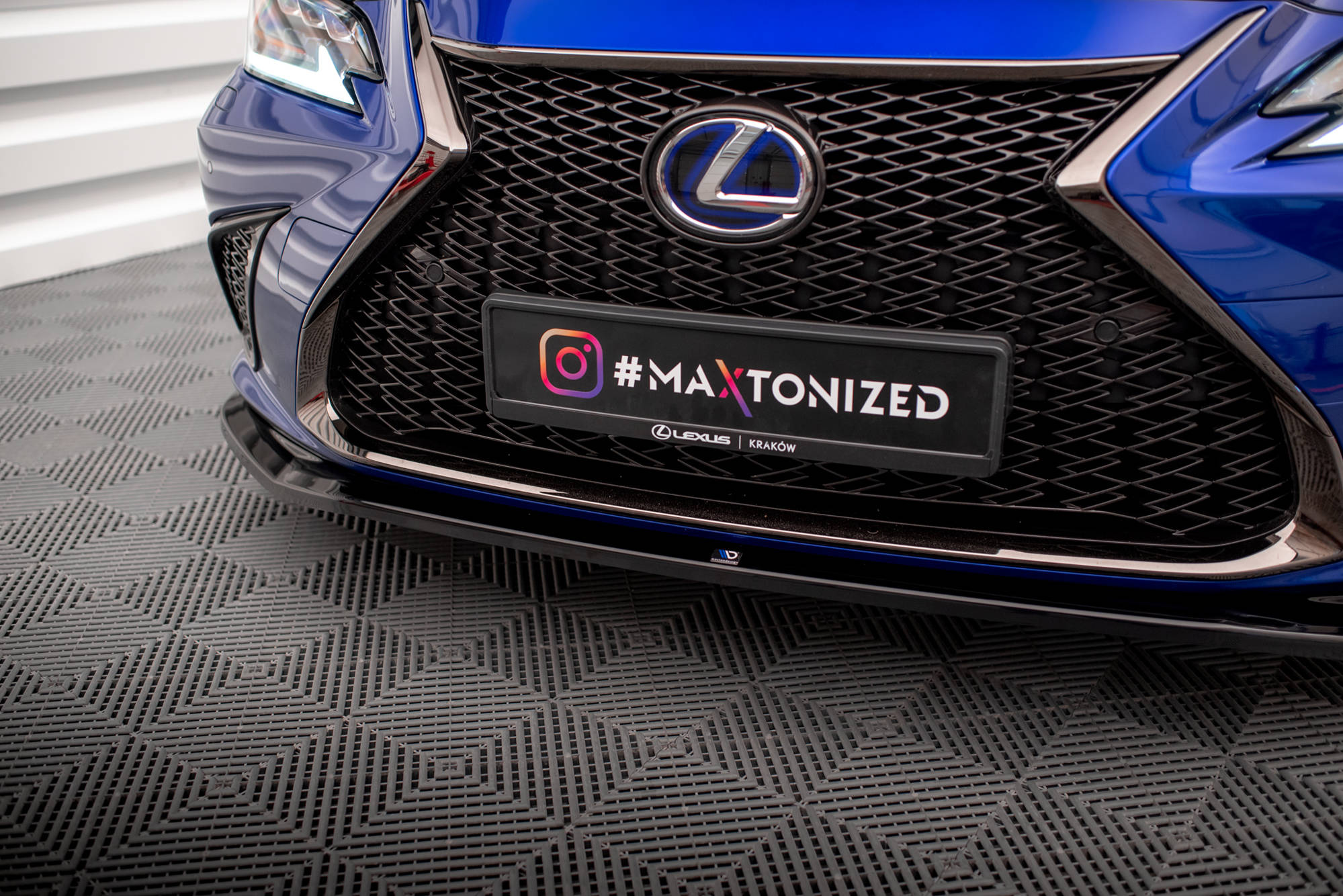 Front Splitter V.1 Lexus ES F Sport Mk7 - 3