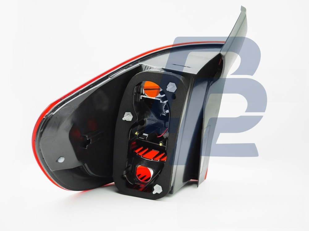 LED Tail Light Right Side TYC for BMW X5 E70 2010–2013