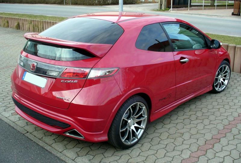 VINGE HONDA CIVIC VIII HB < TYPE