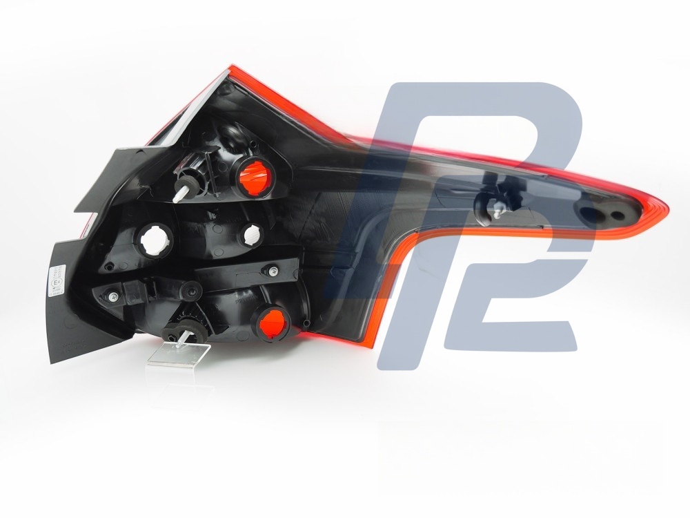 Tail Light Left Side TYC for Ford Focus MK3 2011–2014 Hatchback - 3