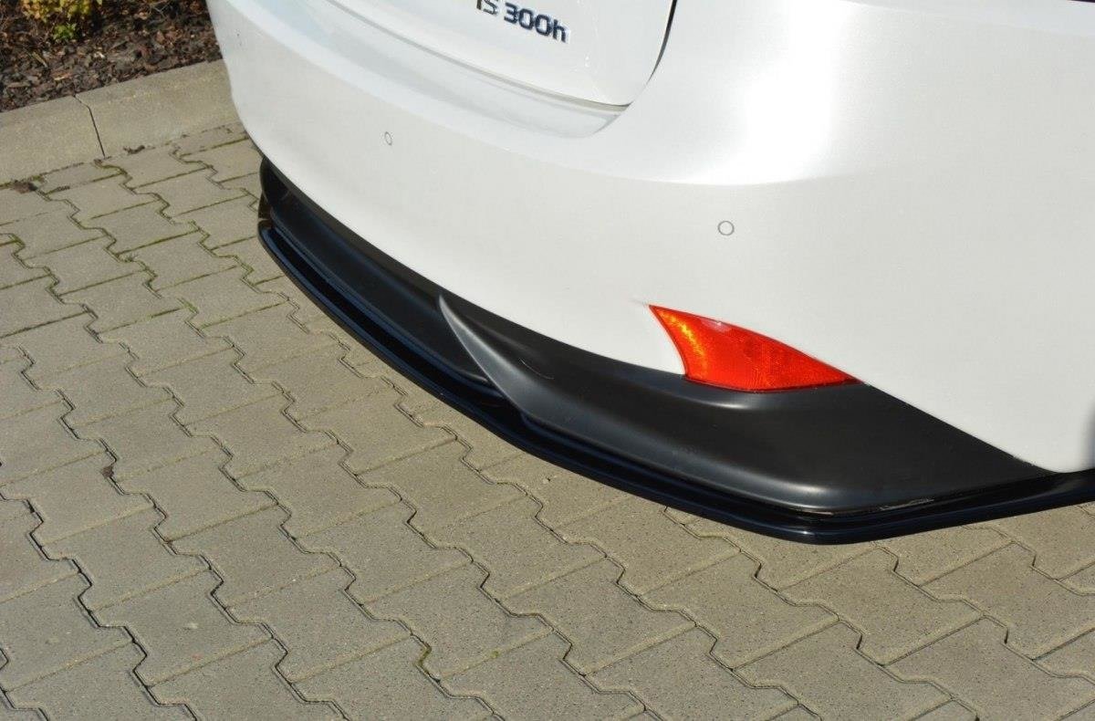 Central Rear Splitter Lexus IS 300H Mk3 - 4