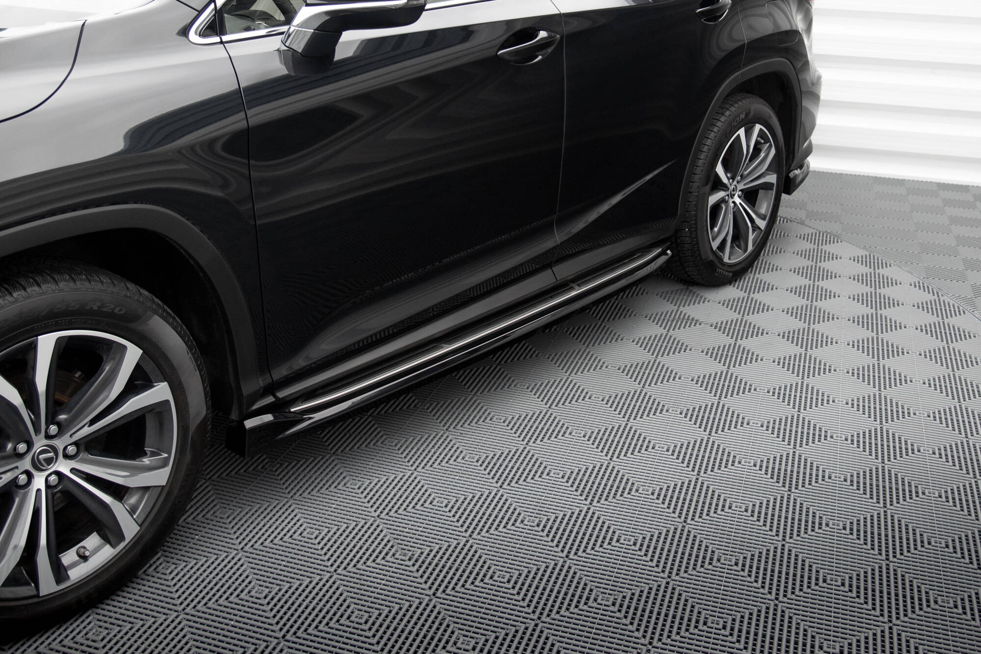 Side Skirts Diffusers Lexus RX Mk4 Facelift - 3