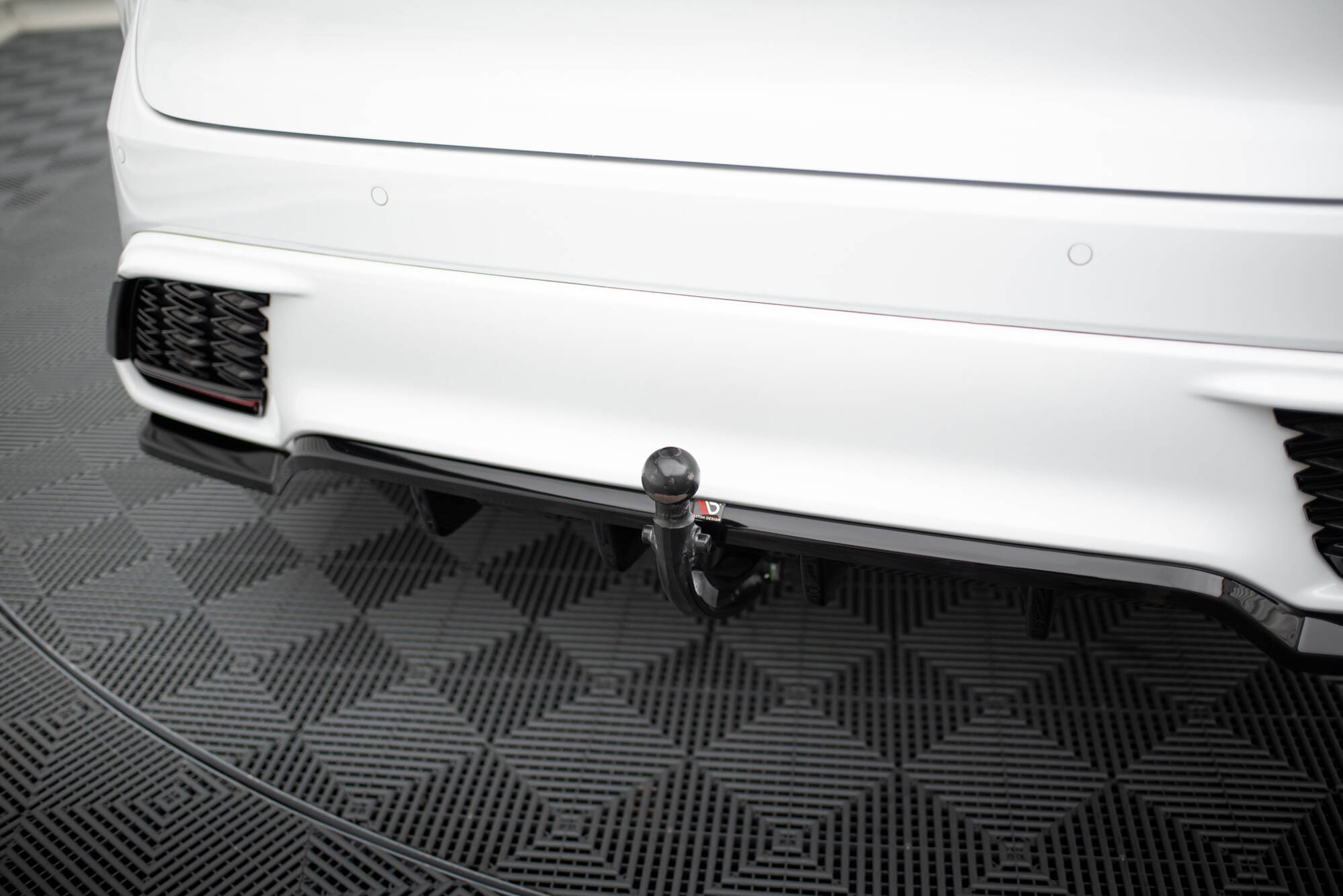 Rear Splitter (Vertical Bars) Lexus RX F-Sport Mk5 - 9