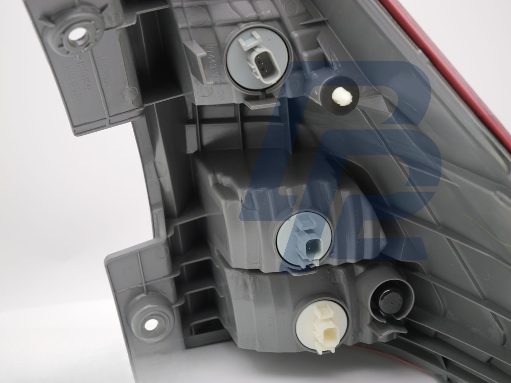 Tail Light Right Side TYC for Honda CR-V IV 2014–2018 - 3