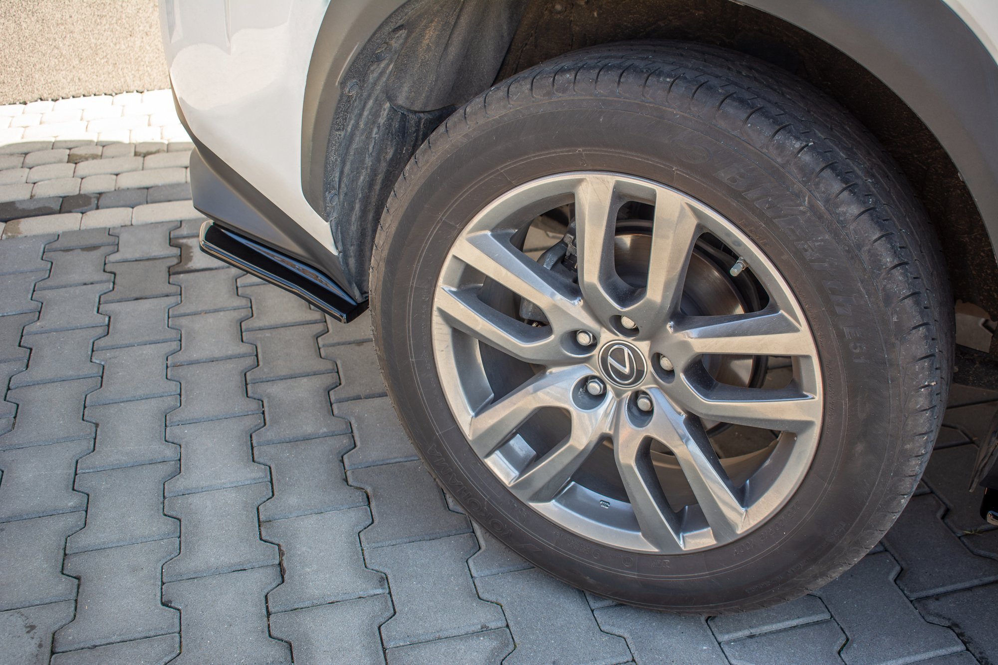 Rear Side Splitters Lexus NX Facelift (Hybrid) (2017-) - 3