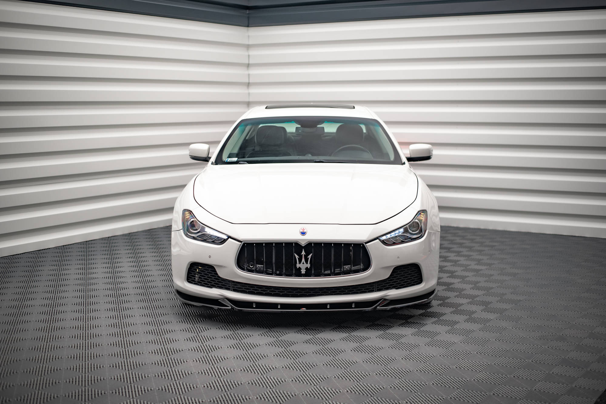 Front Splitter V.1 Maserati Ghibli MK3 (2013-2017) - 2