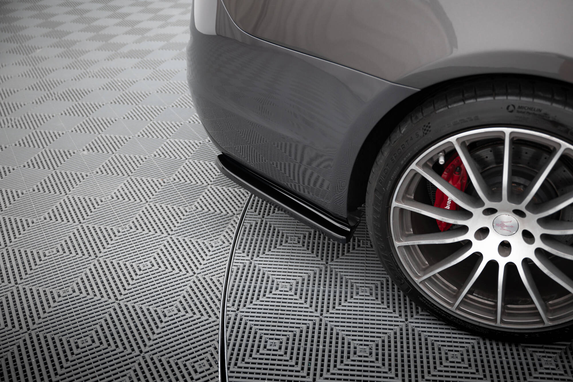 Rear Side Splitters Maserati Quattroporte MK6 Pre-facelift (2013-2016) - 2
